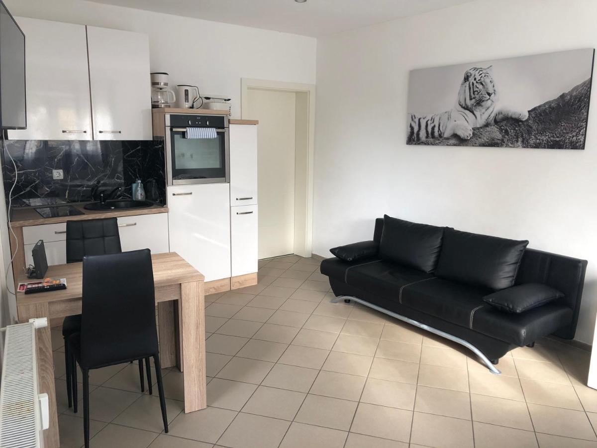 Kraichgau # 1-Zkd Mit Ebk, Modern Und Barrierefrei, Monteurzimmer, Self-Check-In Ittlingen Esterno foto